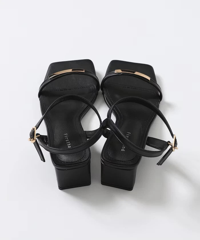 Sleek Strap Metal Plate Sandals