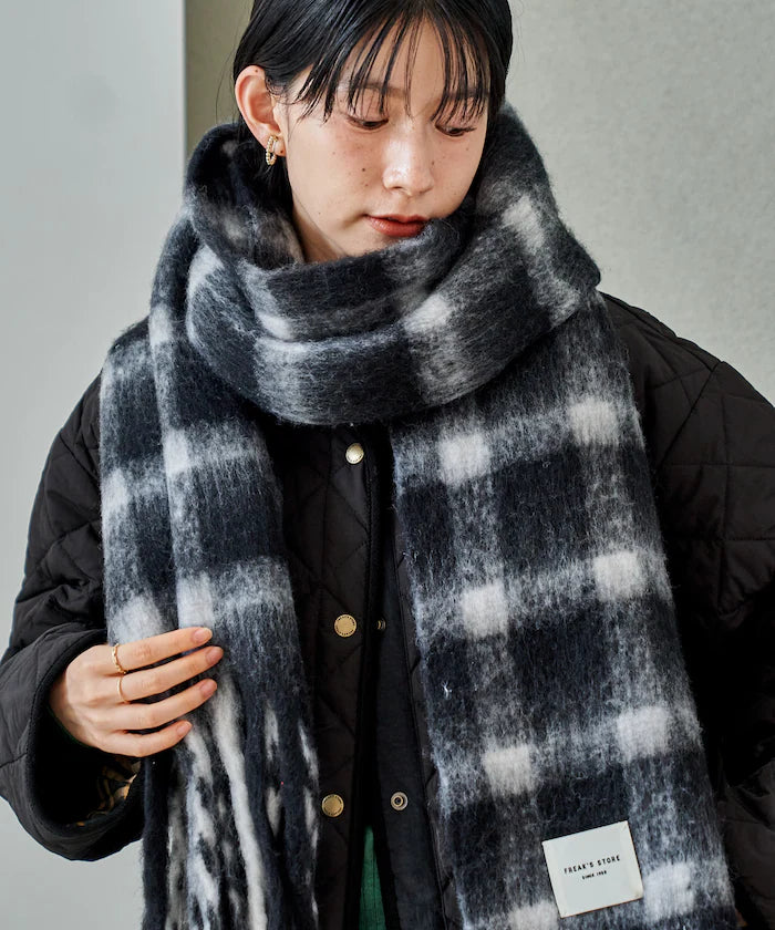 Cashmere Check Volume Scarf