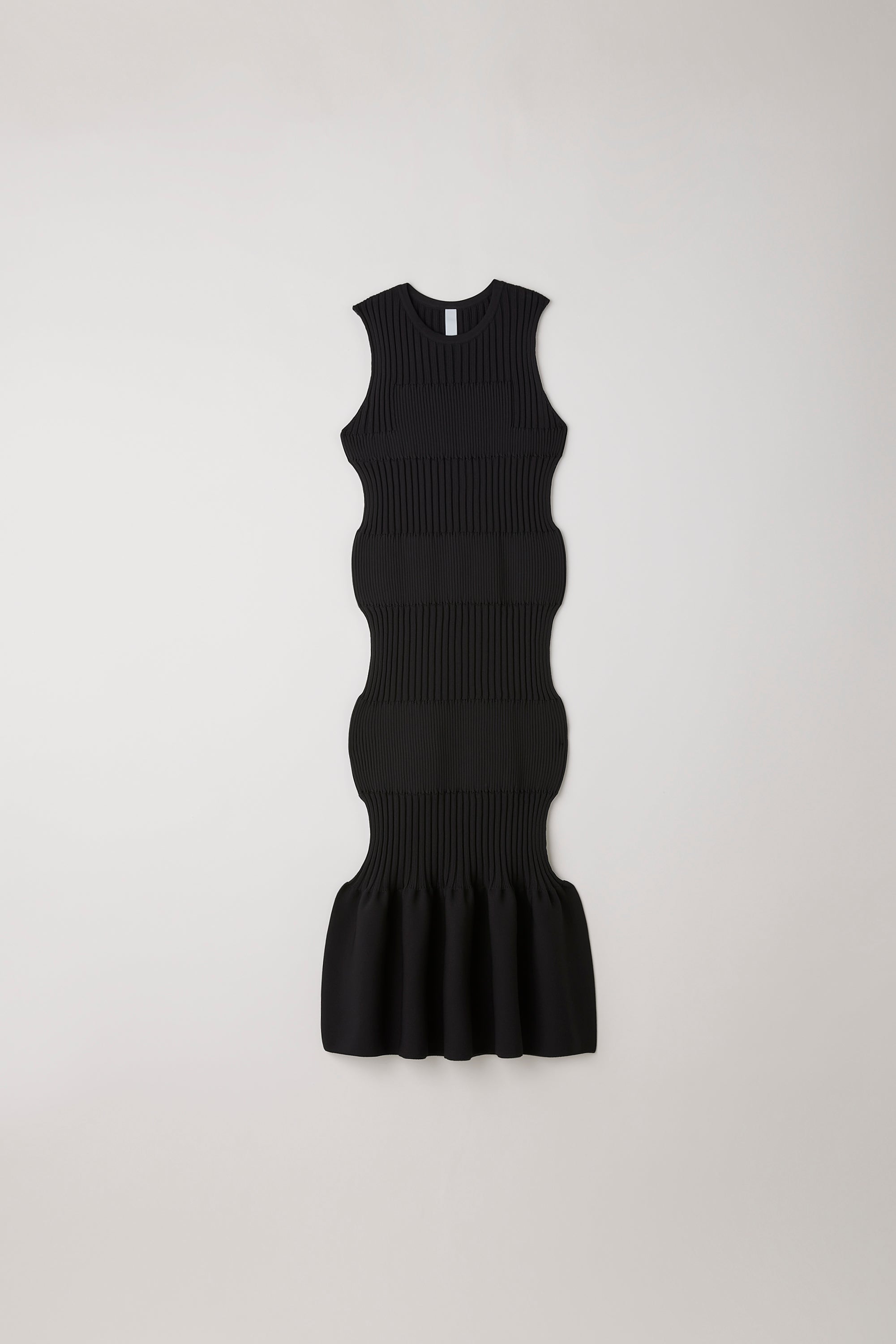 FLUTED SLEEVELESS MERMAID DRESS