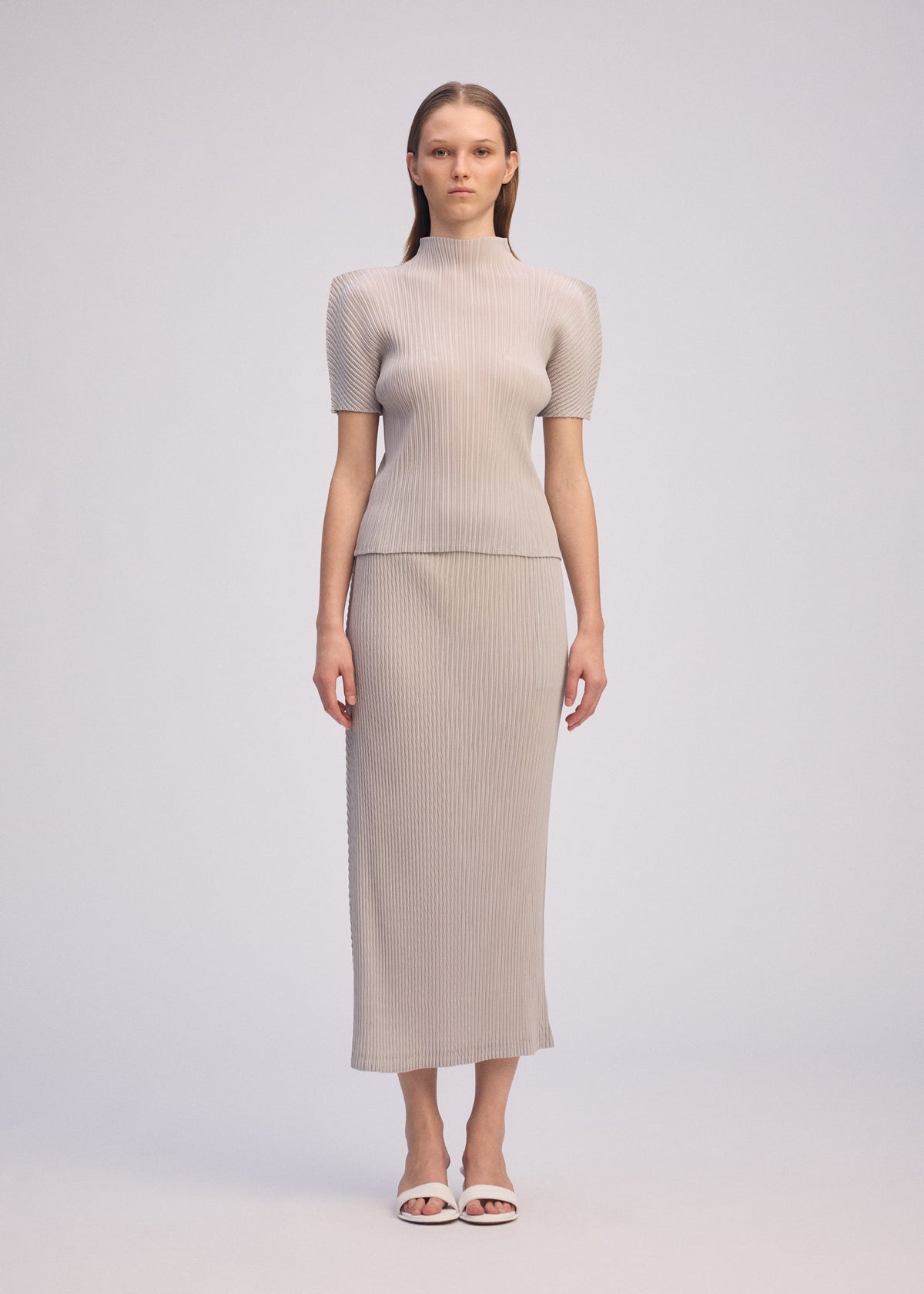 Box Shoulder Pleats