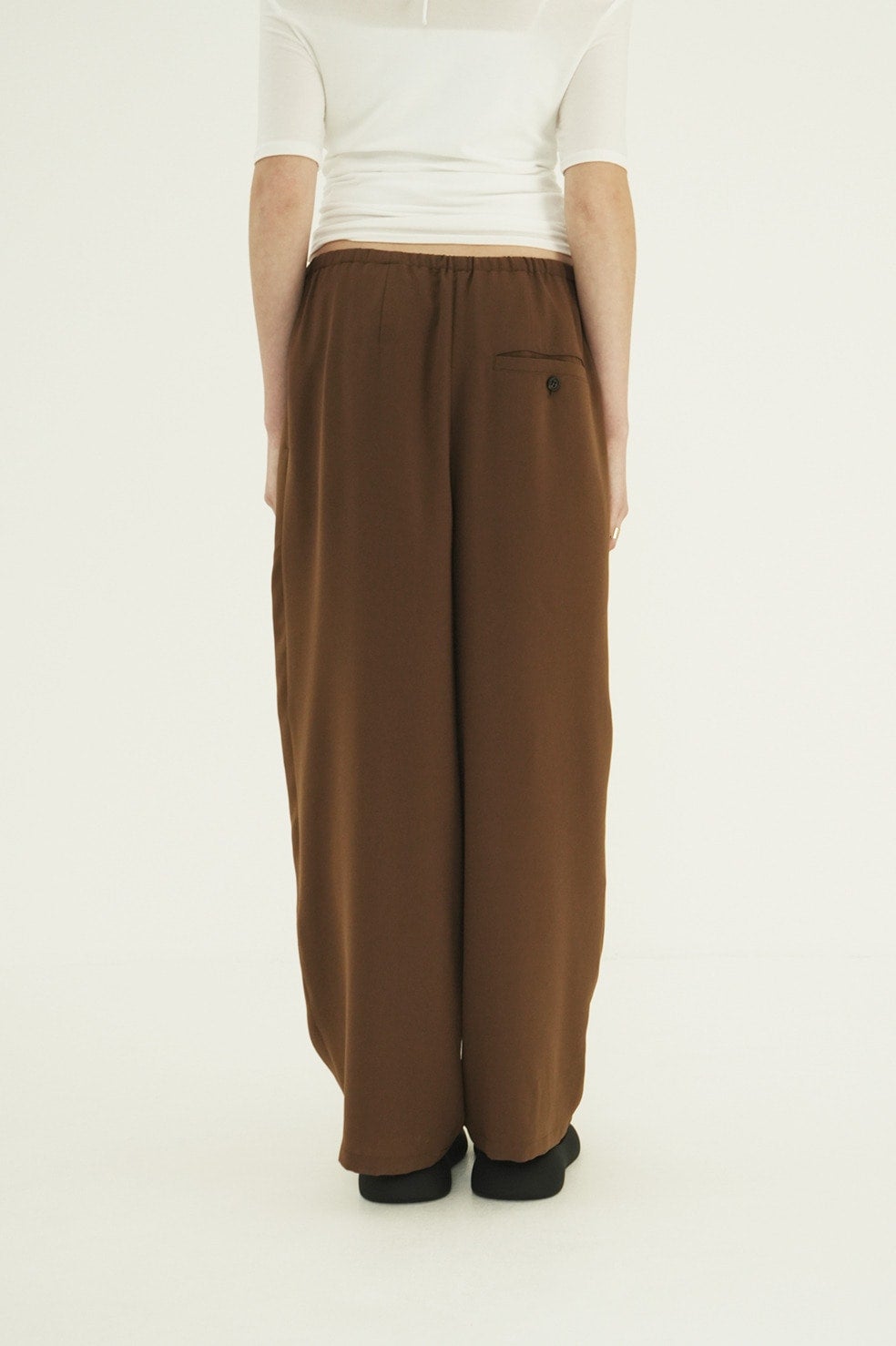DRAWSTRING LOOSE TUCK PANTS
