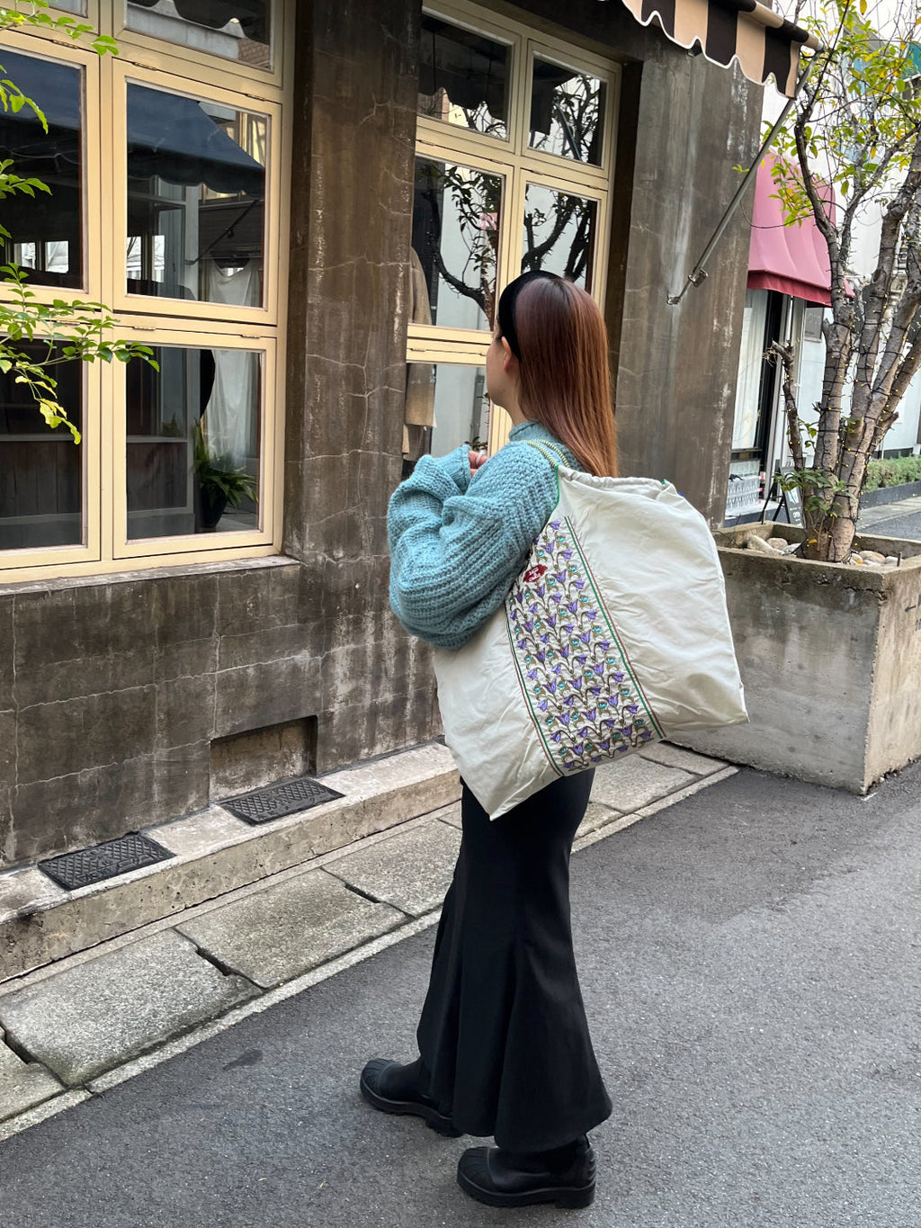 FLOWER LINE Ⅱ(Flower Line II)L#84 P/GRAY-301170