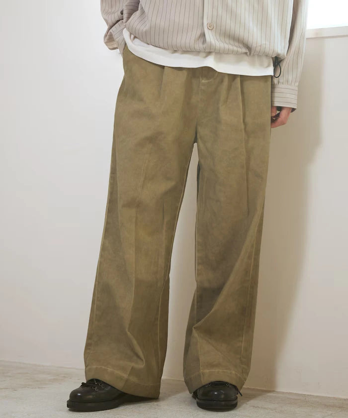 Fade processing cotton tuck wide pants