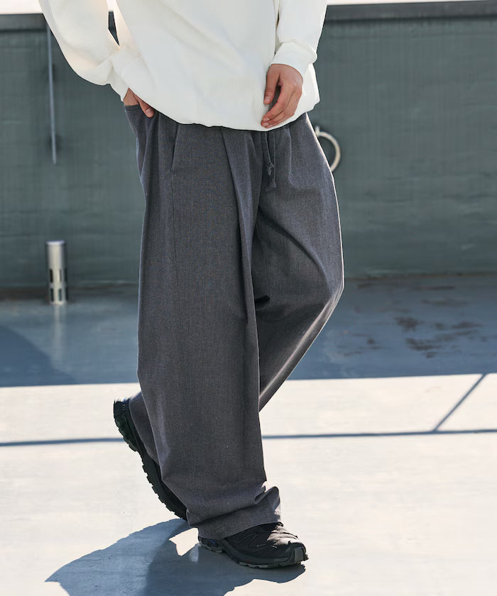 Wide Silhouette Linen Mix Tuck Easy Pants [Limited Edition]