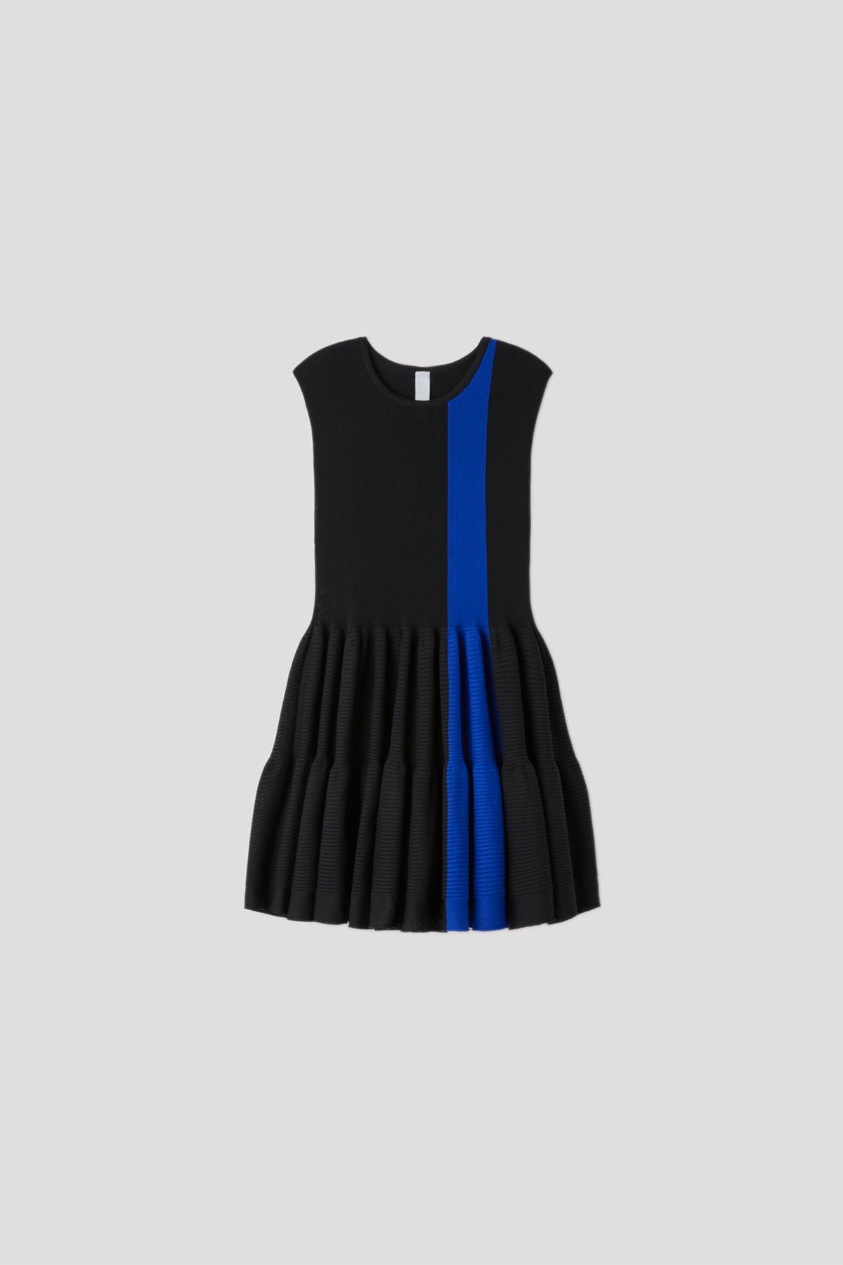 CASCADES SLEEVELESS TOP