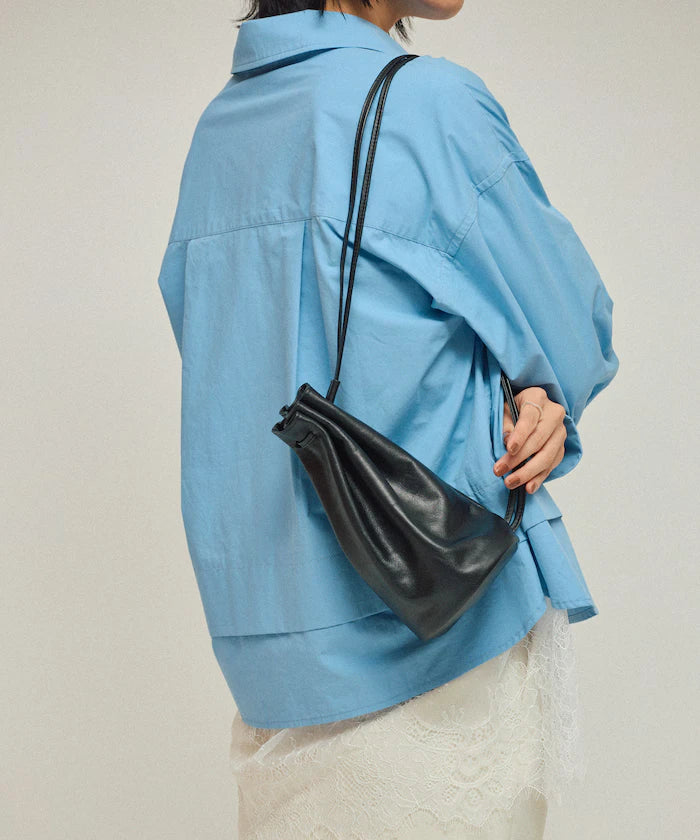 Leather Drawstring Shoulder Bag / Cowhide / Water-Repellent Leather