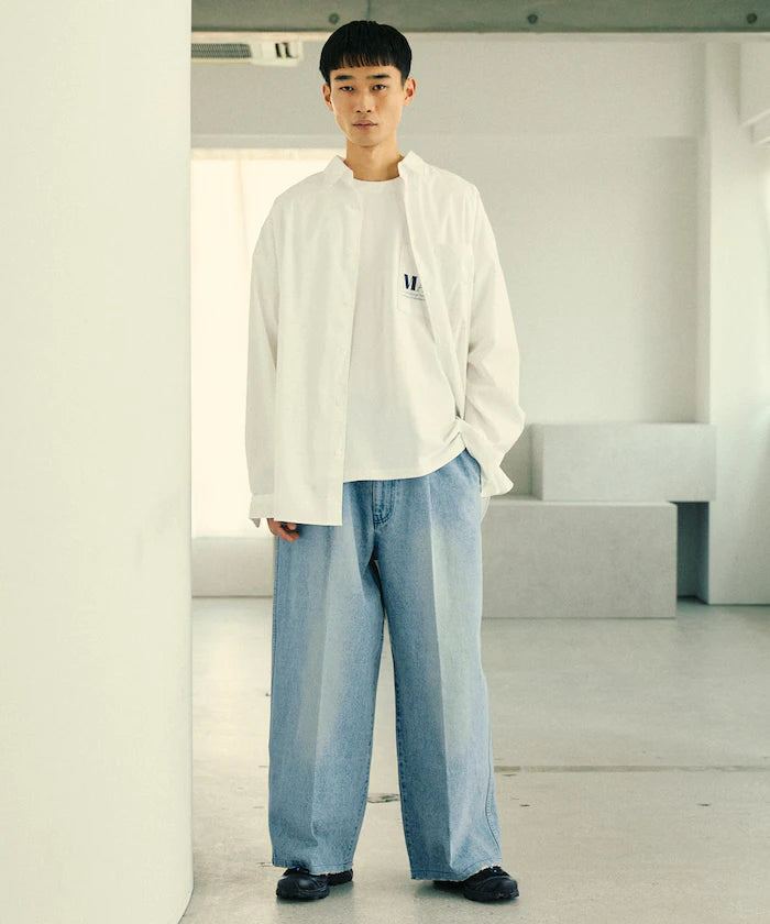 Wide Silhouette Straight Denim