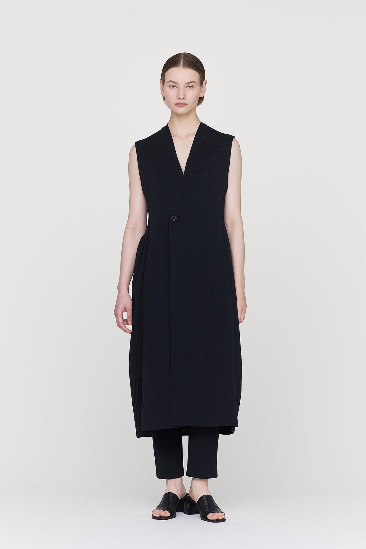 MILAN COLLARLESS LONG VEST