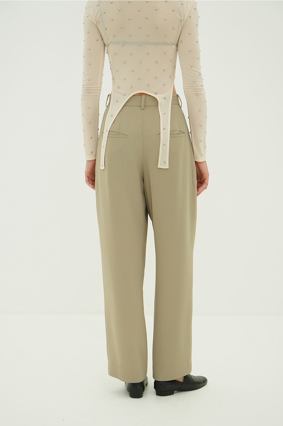 BASIC TUCK PANTS