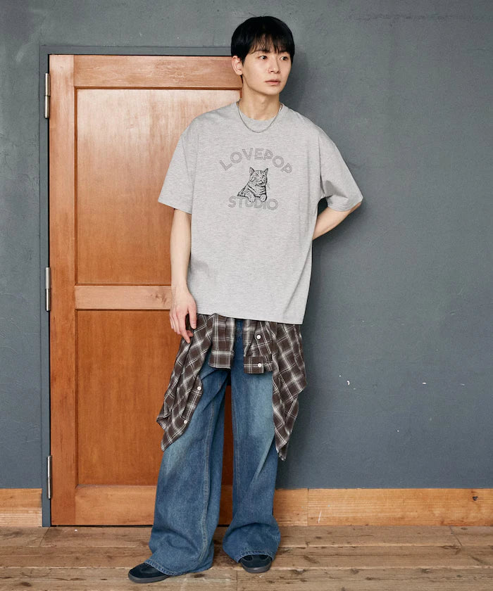 Functional Material Cat Print T-shirt Limited Edition
