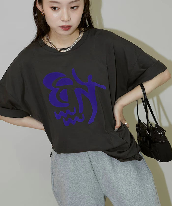 Flocky Nuance Art Big T-Shirt Limited Release