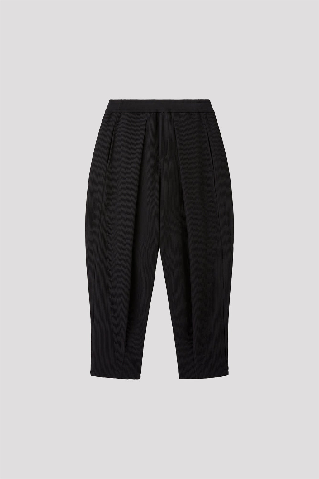 SOFT HYPHA TUCKED PANTS