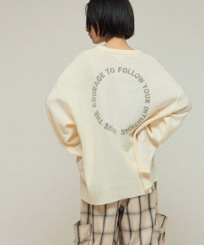 Sweat-like Lettered Knit / Jacquard Knit