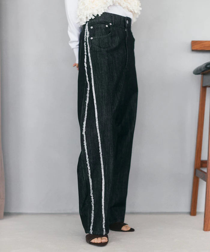Side Fringe Curve Denim