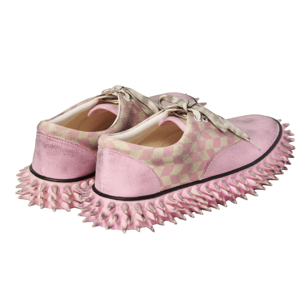 DIRTY SPIKE CANVAS SNEAKER