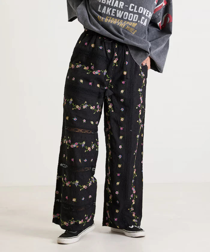 Dobby Floral Embroidery x Lace Pants