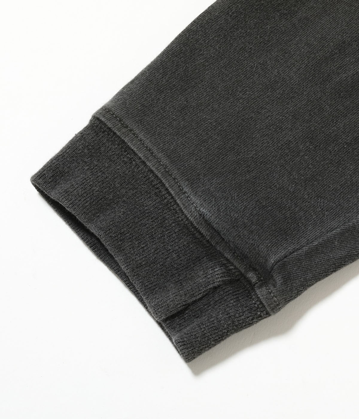 MODUCT PIGMENT DYED “UNLUCKY NUMBER” T-SHIRT (LONG SLEEVE)
