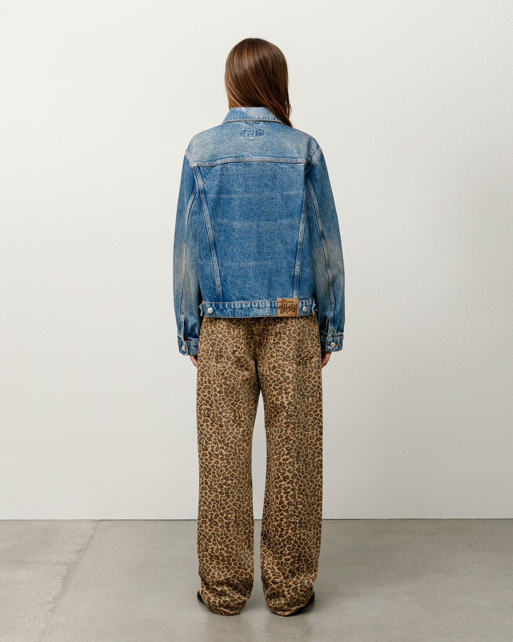 DENIM TRUCKER JACKET