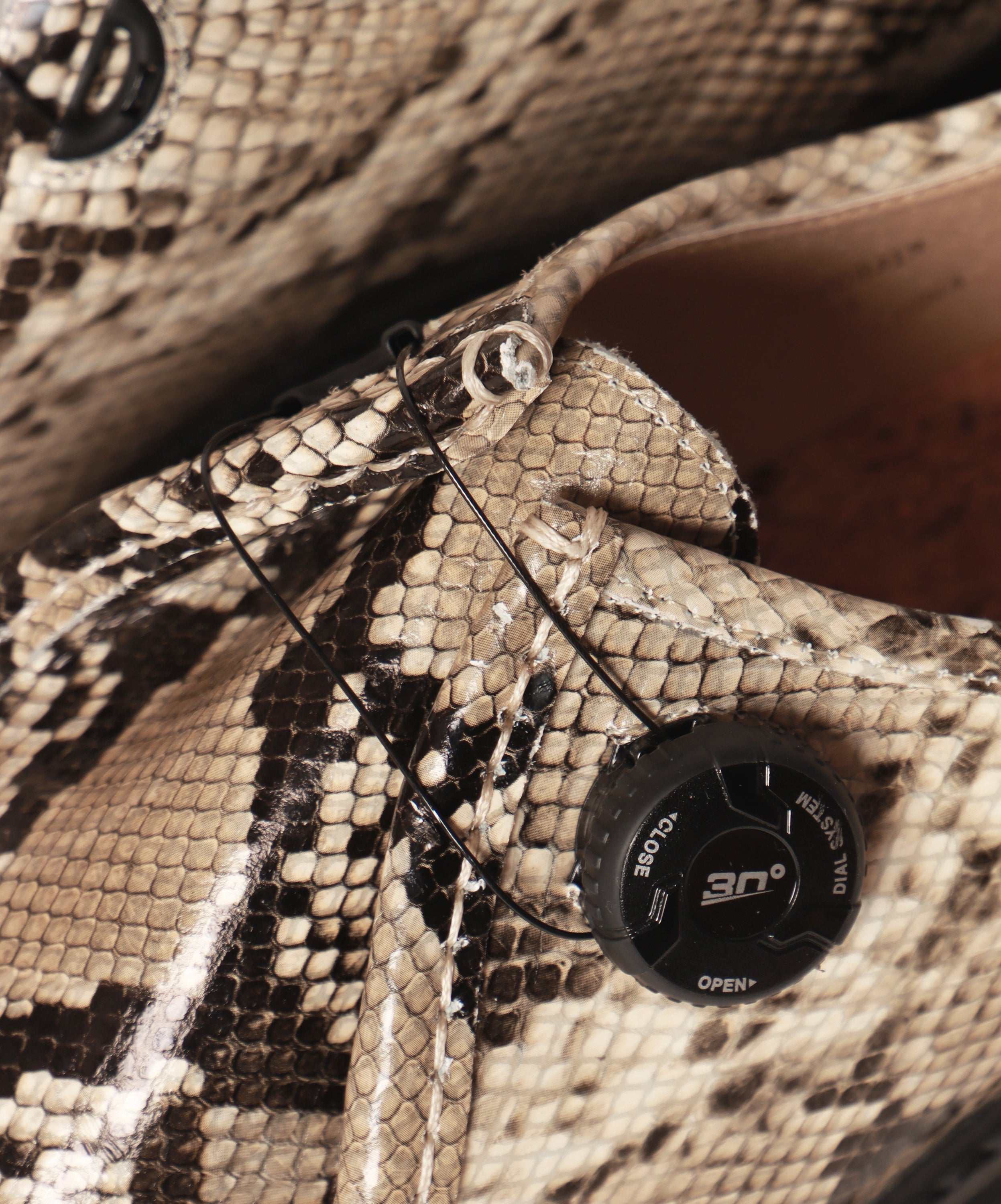 chaussure de marche snakeskin
