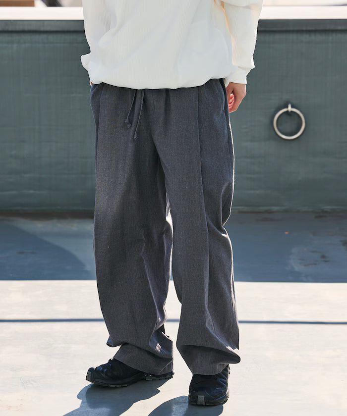 Wide Silhouette Linen Mix Tuck Easy Pants [Limited Edition]