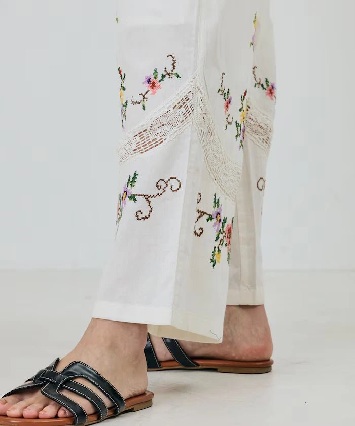 India Flower Cross Embroidery Lace Pants