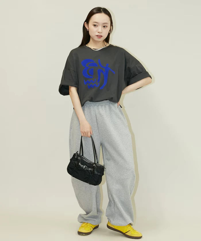 Flocky Nuance Art Big T-Shirt Limited Release