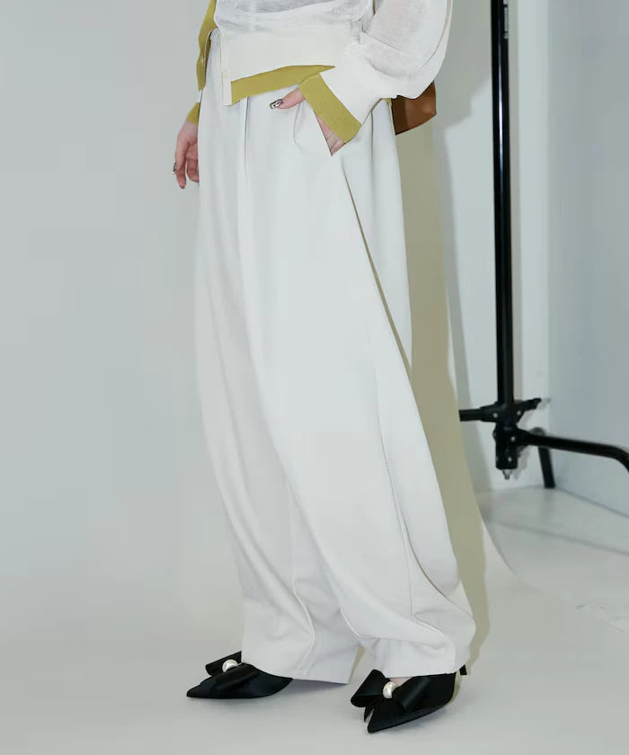 Cardboard Material Curve Pants Limited Edition