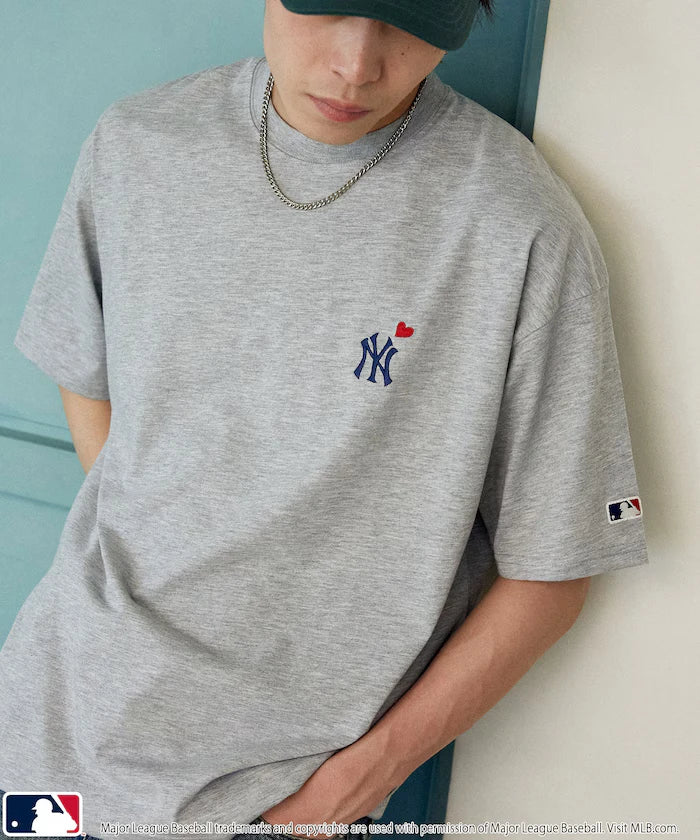 MLB Back Print Heart T-Shirt