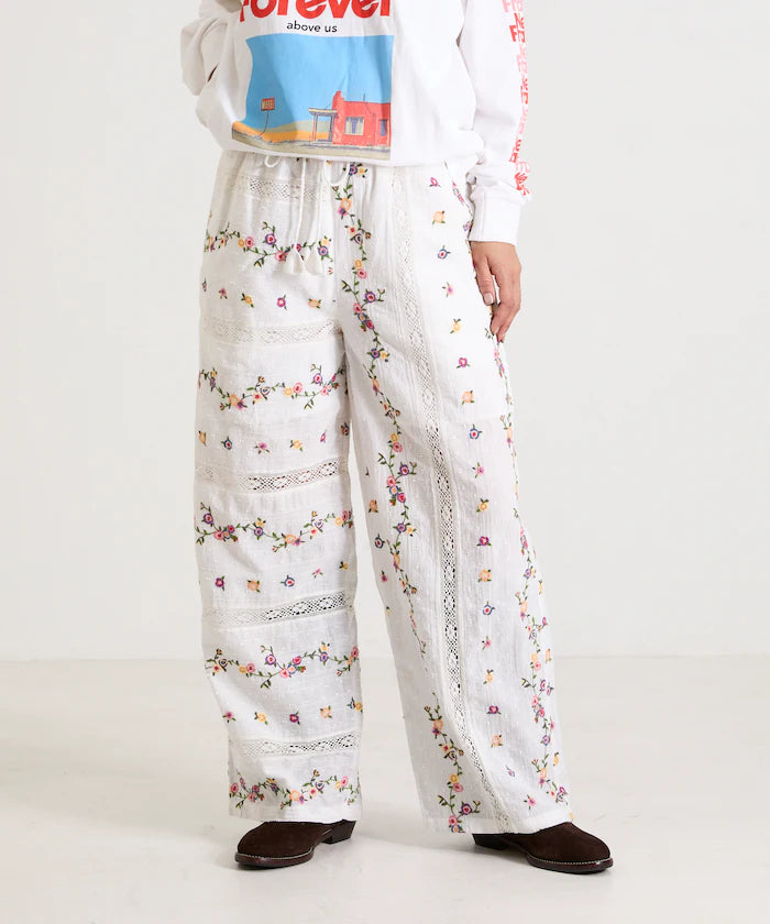 Dobby Floral Embroidery x Lace Pants