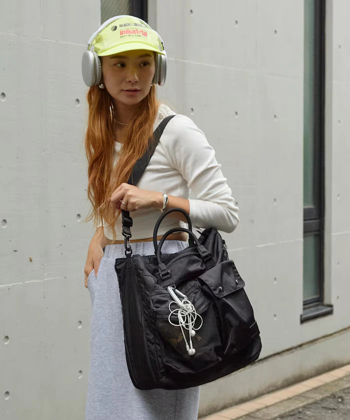 EXPANDER HELMET TOTE BAG