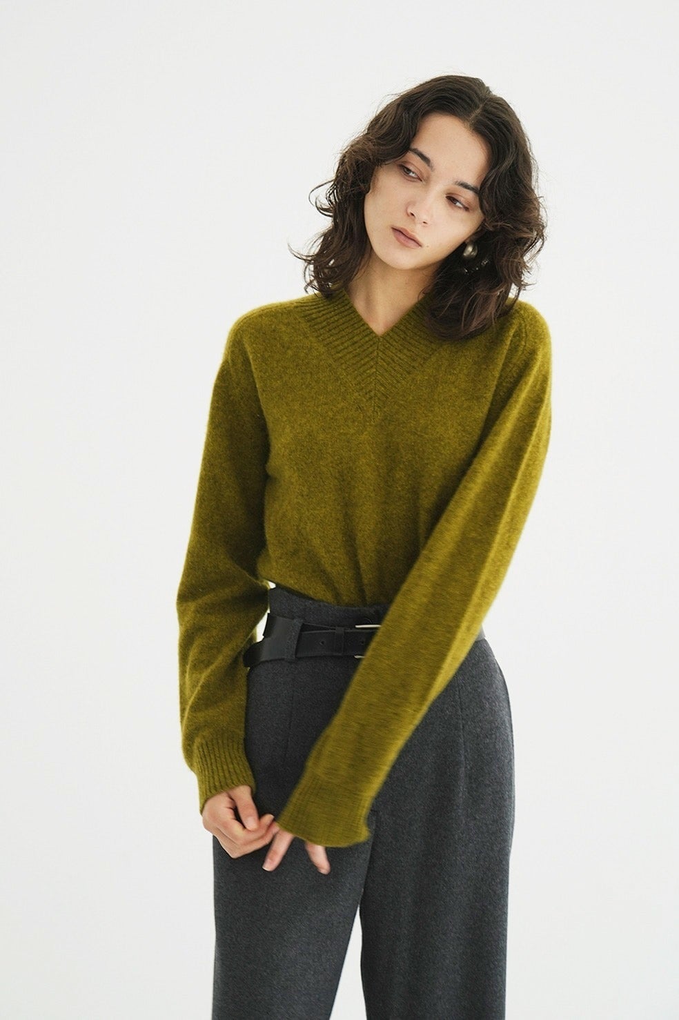 YAK V NECK KNIT TOPS