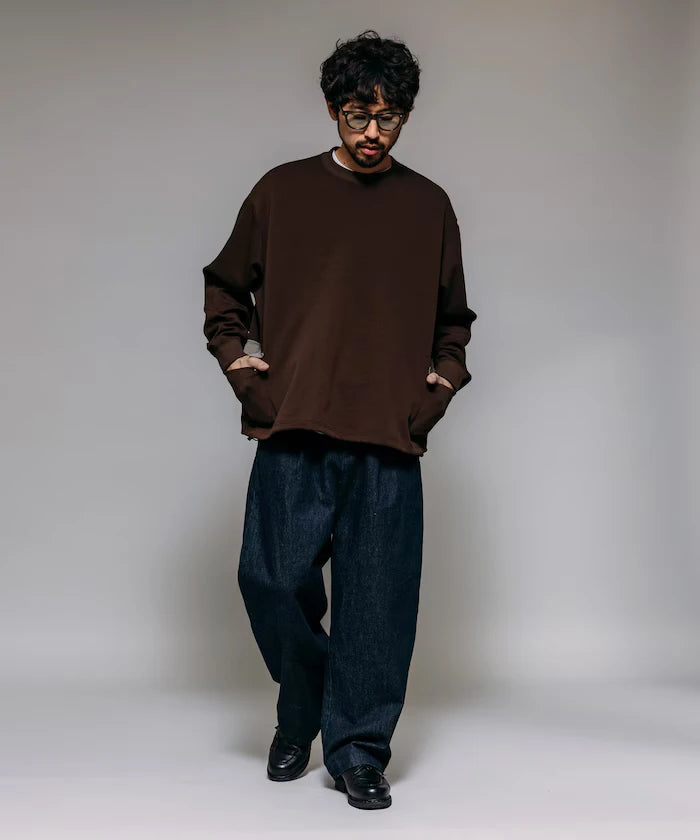 <New Color Added> Side Pocket Spindle Cardboard Crew Neck Sweatshirt