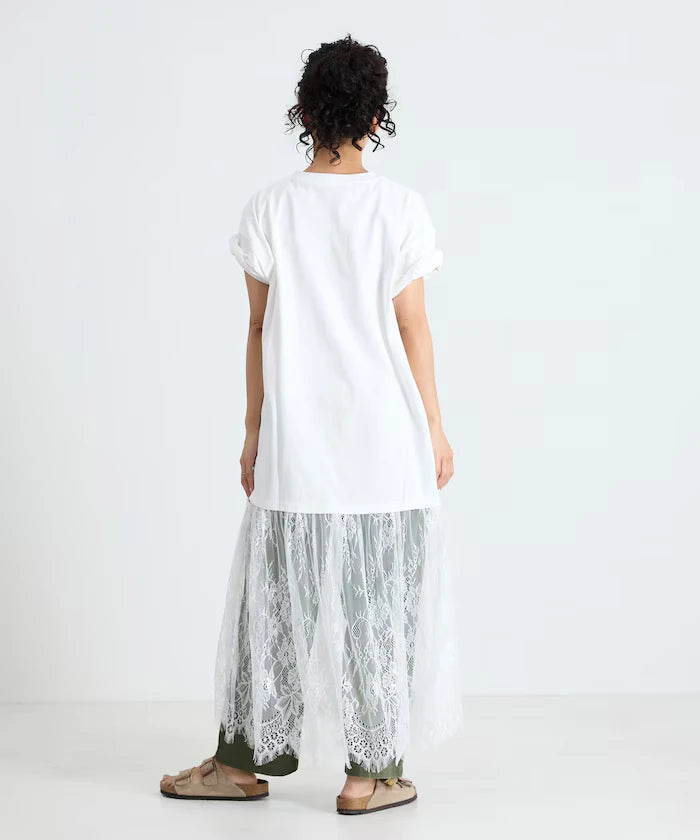 T-shirt lace docking one-piece