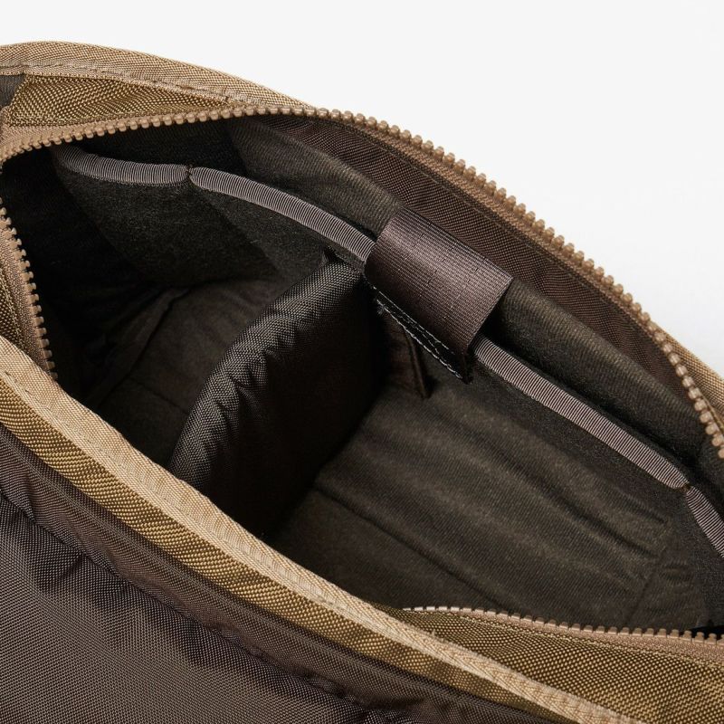 EXCLUSIVE BALLISTIC NYLON MESSENGER BAG/BLACK