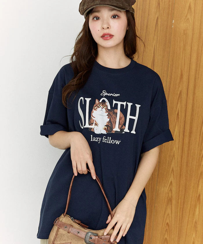 <Functional Material> SLOTH Embroidered Cat T-Shirt Limited Edition