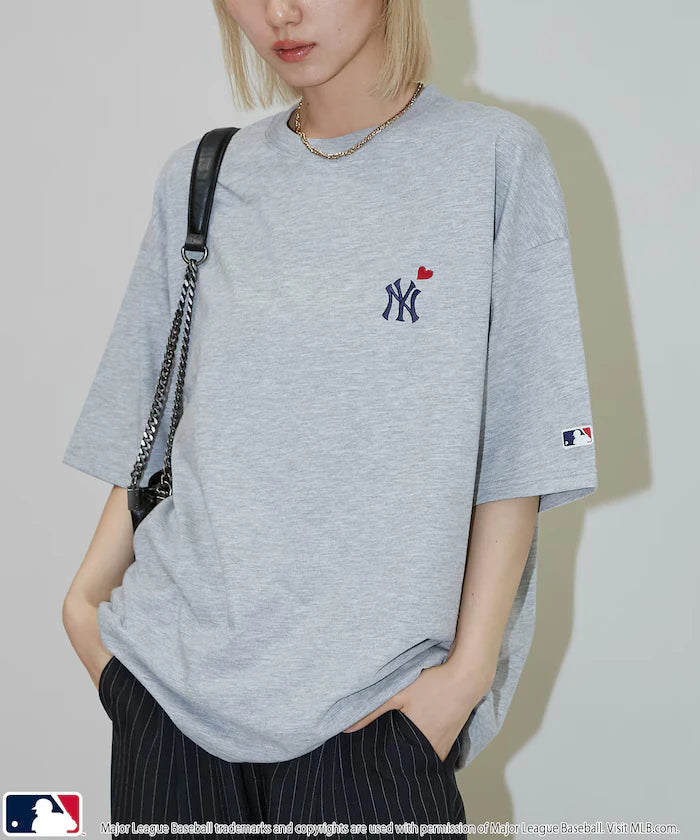 MLB Back Print Heart T-Shirt