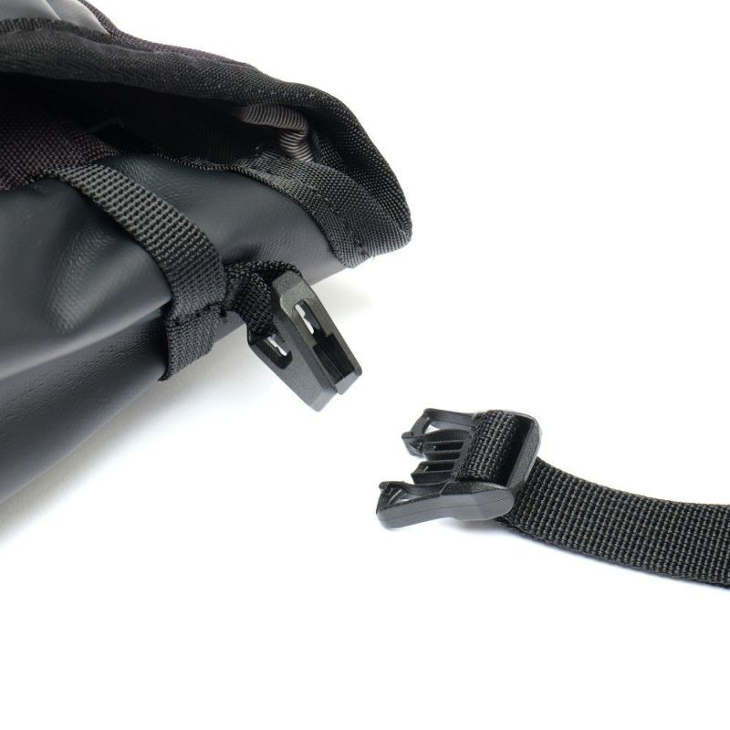 BLEISURE TRAVEL SHOULDER