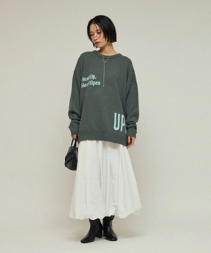 Sweat-like Lettered Knit / Jacquard Knit