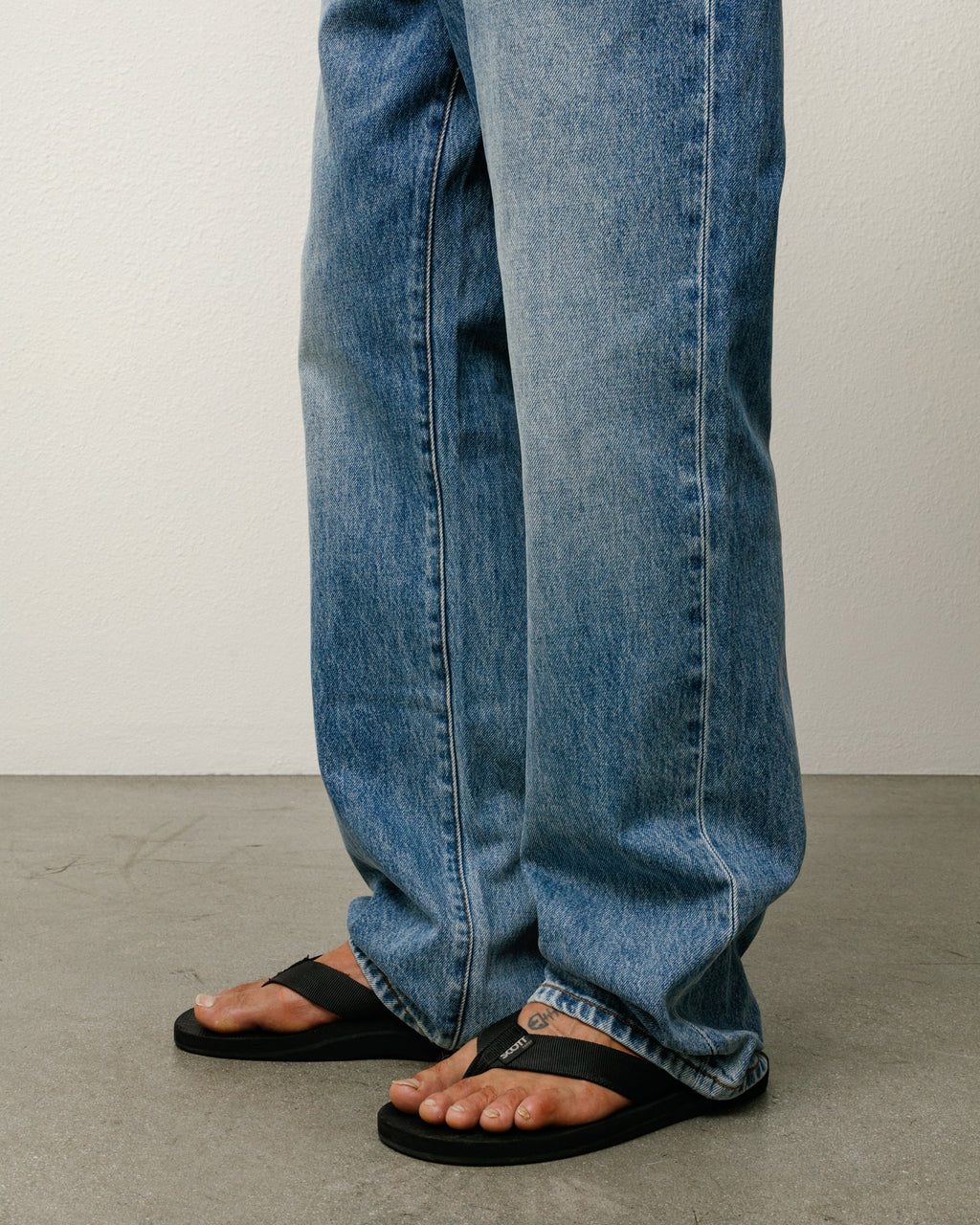 NEW CLASSIC JEAN DENIM