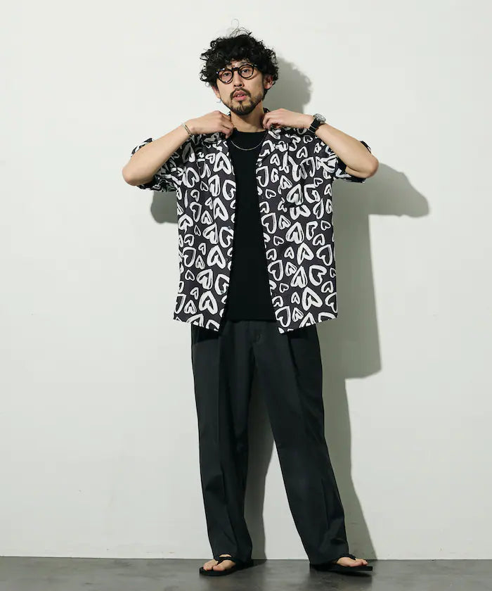 Open Collar Pattern Short Sleeve Shirt