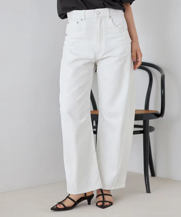 Heart Studs Curvy Denim / Wide Silhouette