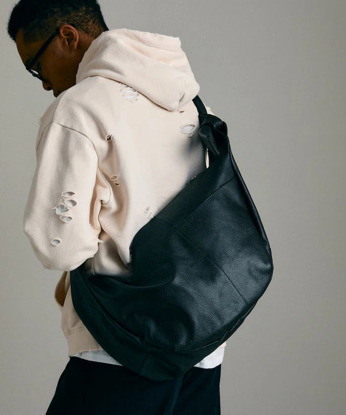 Leather Banana Big Shoulder Bag / Leather Banana Big Shoulder / Messenger Bag / Cowhide / Water-Repellent Leather