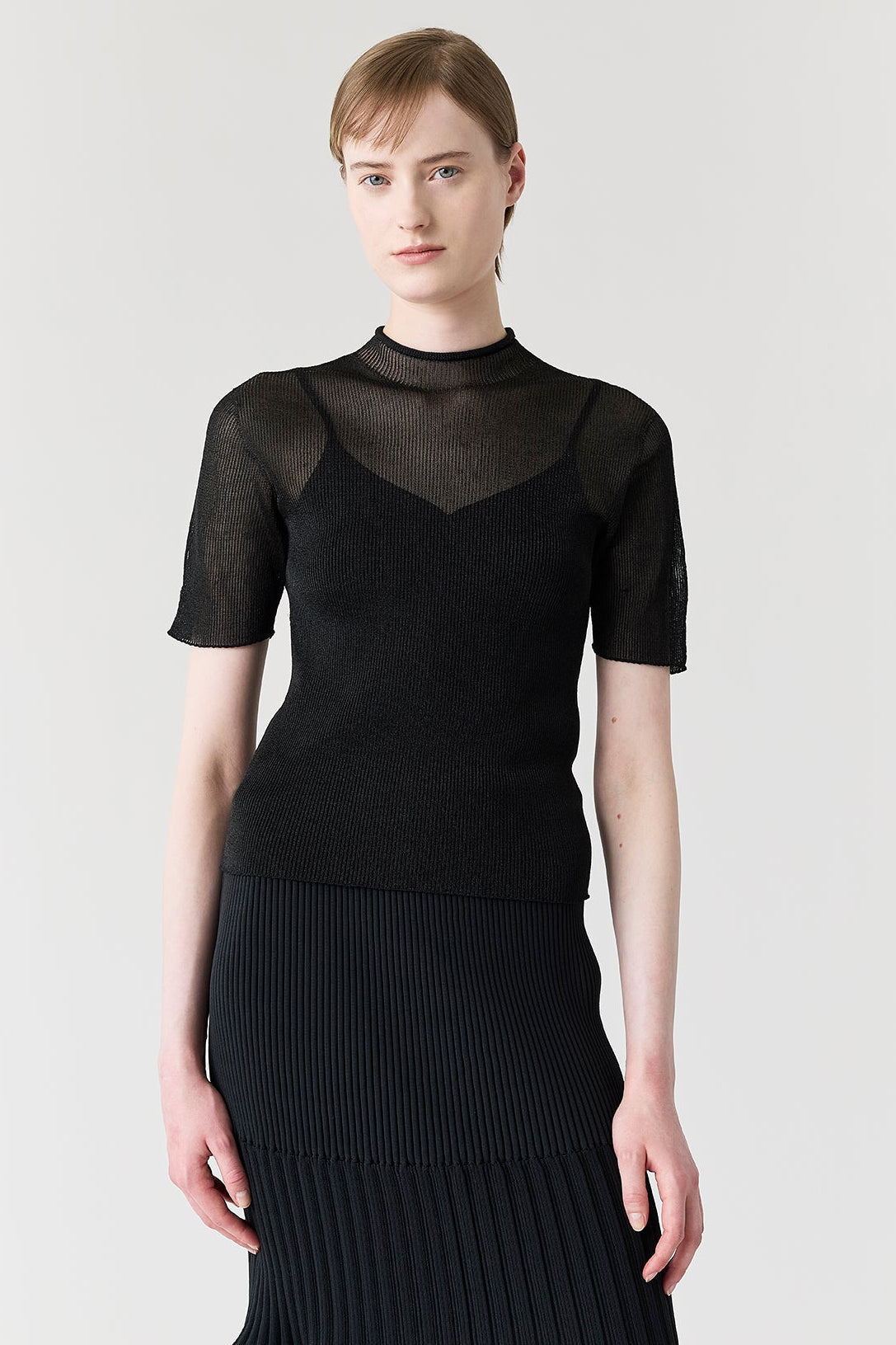 PORTRAIT LUCENT SHORT SLEEVE TOP