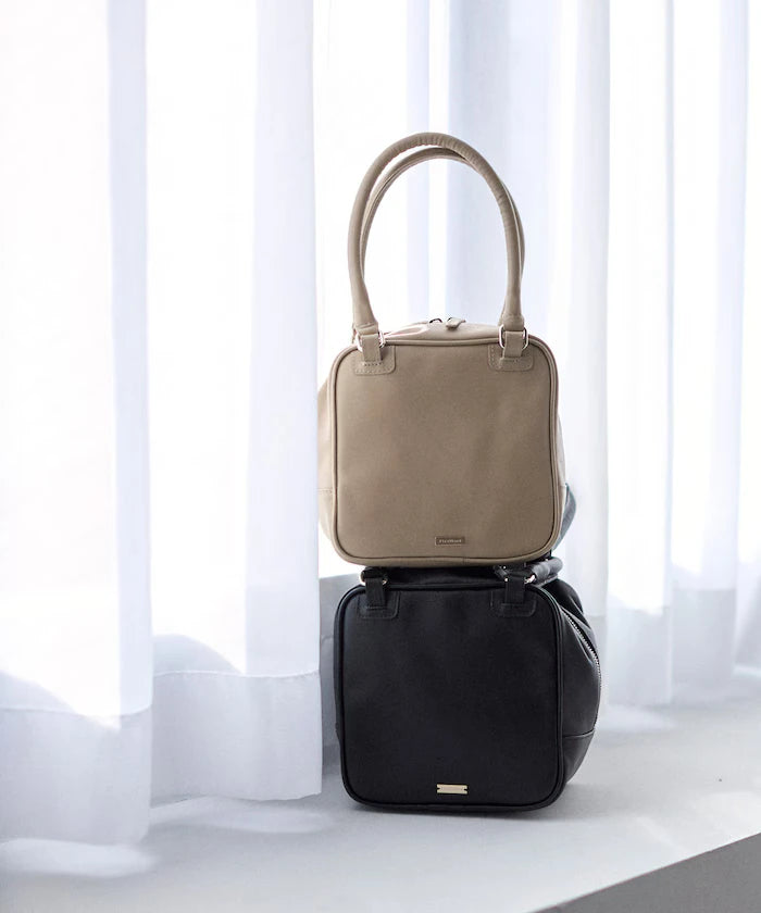 Leather Cubic Boston Bag / Cowhide / Water-Repellent Leather