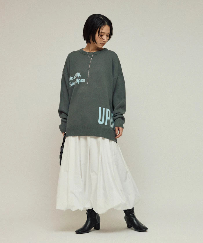Sweat-like Lettered Knit / Jacquard Knit