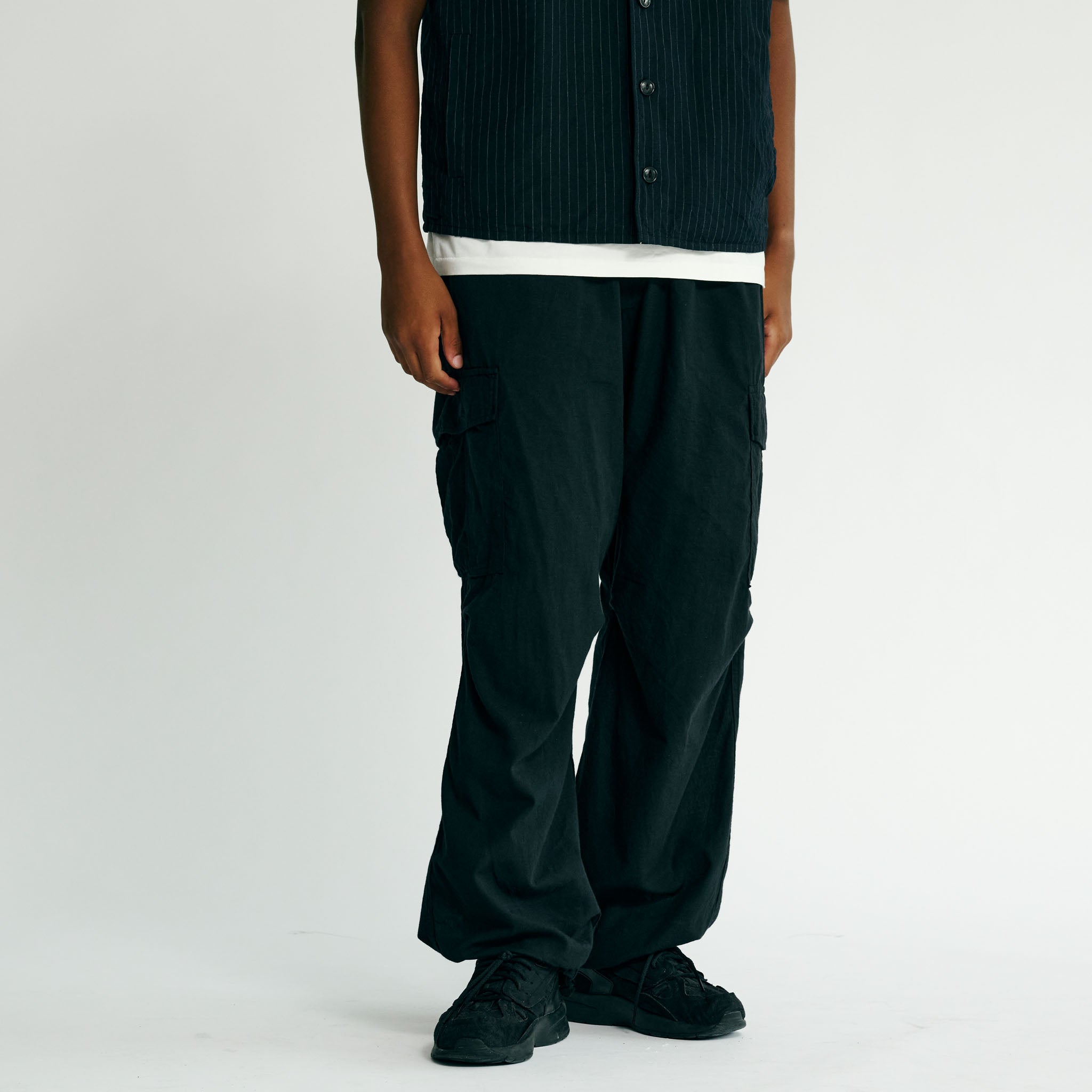 GL42526 / VAT DYE CHAMBRAY EASY CARGO PANTS