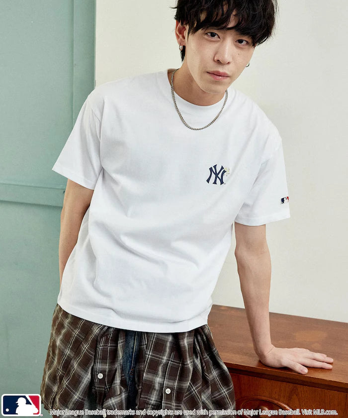 MLB One-Point Flower Embroidery T-Shirt