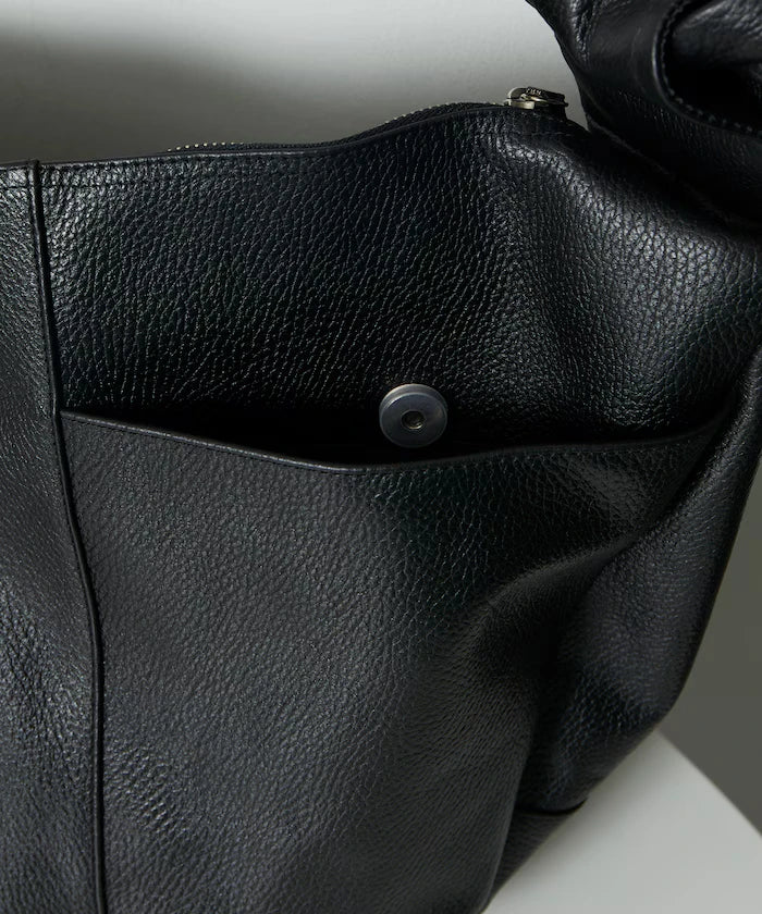 Leather Banana Big Shoulder Bag / Leather Banana Big Shoulder / Messenger Bag / Cowhide / Water-Repellent Leather