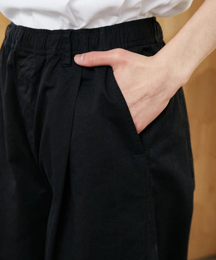 LOVE POP STUDIO Tuck Curve Pants Limited Edition