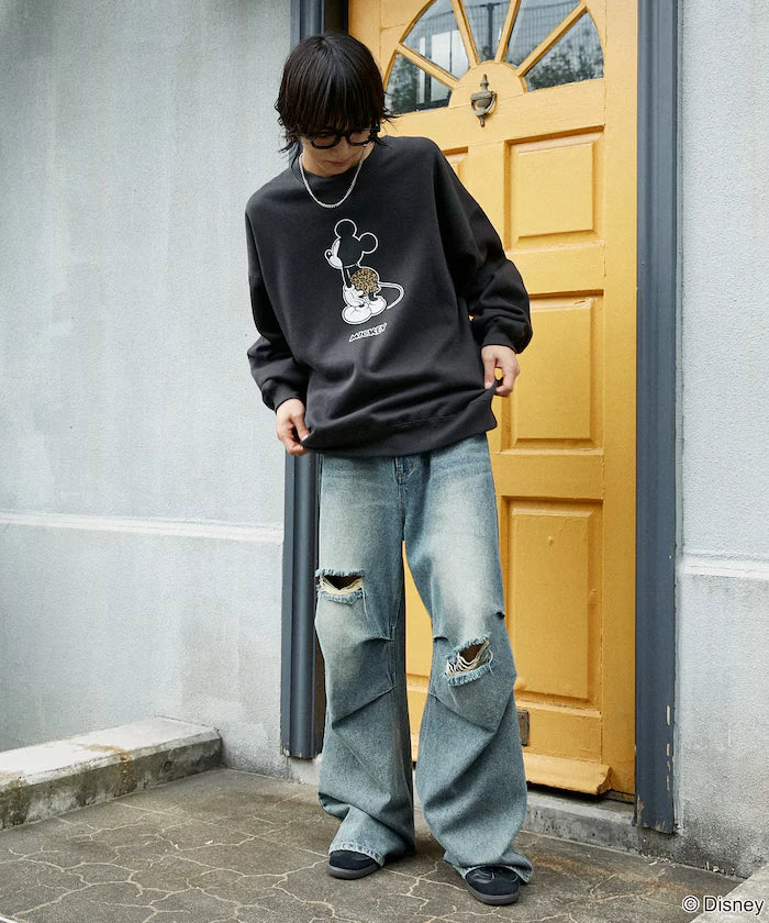 Limited Edition MICKEY MOUSE GRAPHIC SWEAT